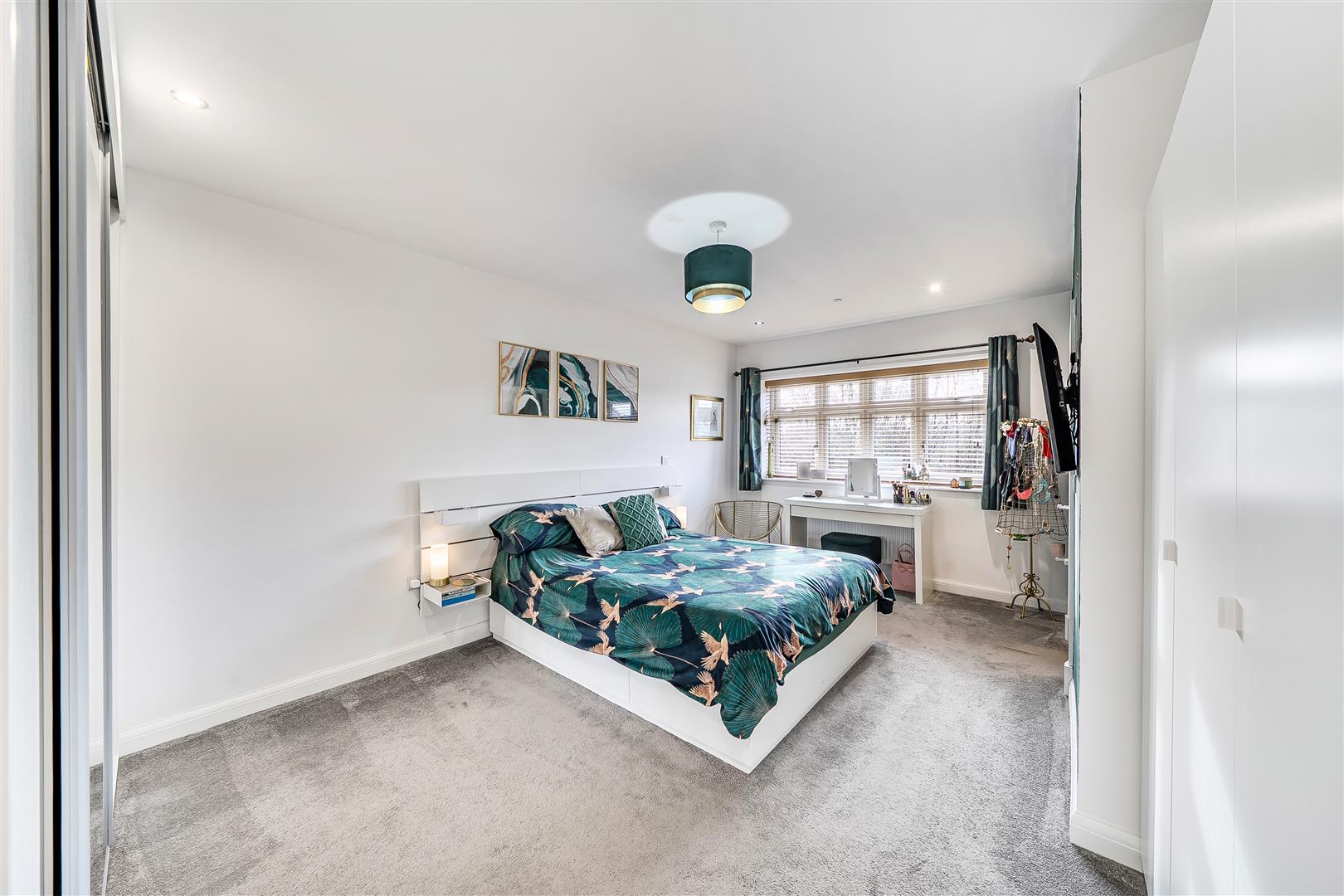 Penygroes Road, Gorslas, Llanelli, SA14 7LA